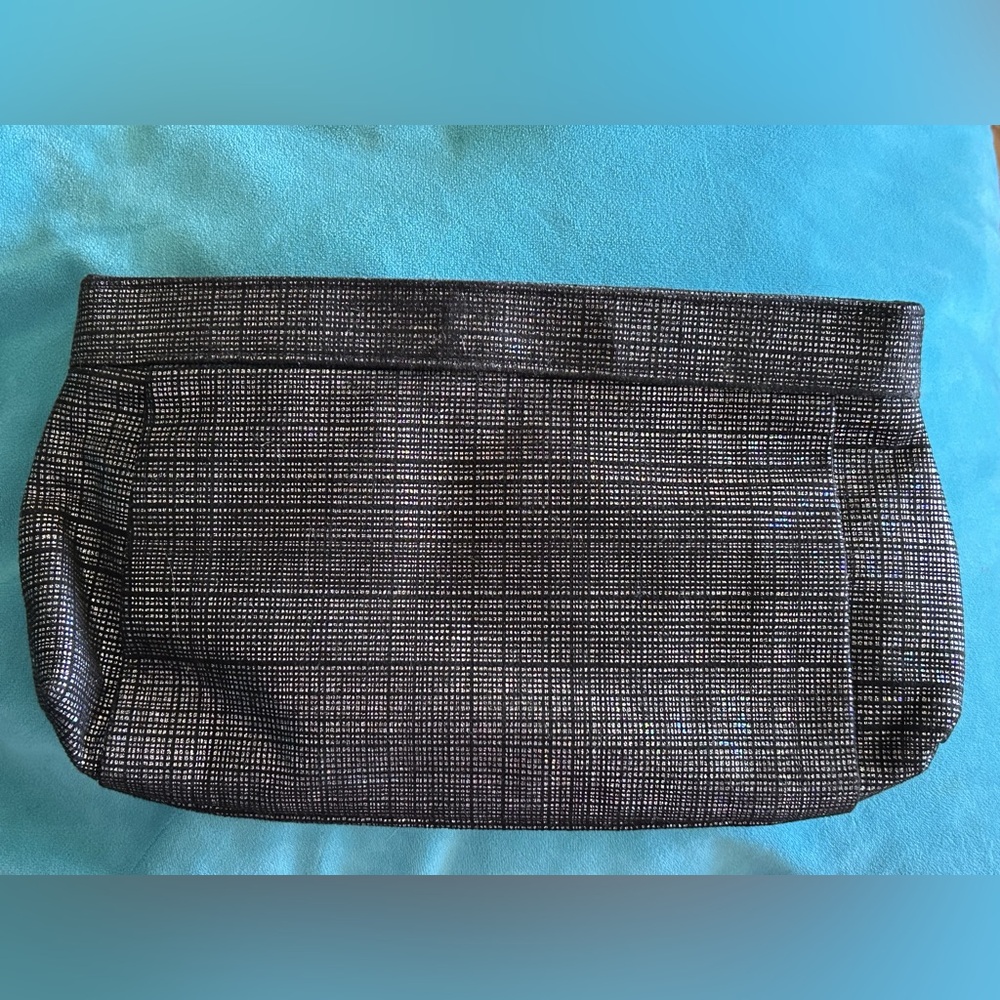 Cute Clutch Bag, Like New and Clean. Black with Rainbow Sheen, Snap Closure